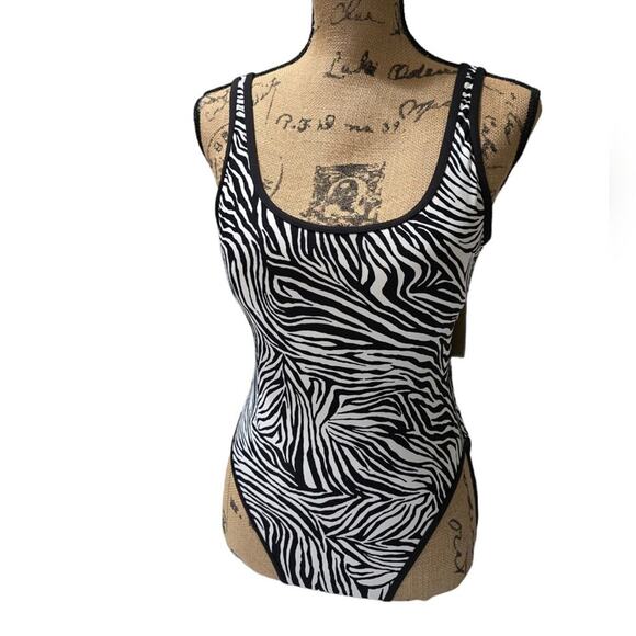 Michael Kors Black and White Zebra Print High Cut One Piece Swimsuit Size 10 new - Picture 2 of 11